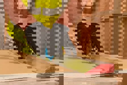 Video: board a bathroom or wetroom with Siniat Aqua Board